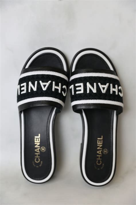 chanel slides